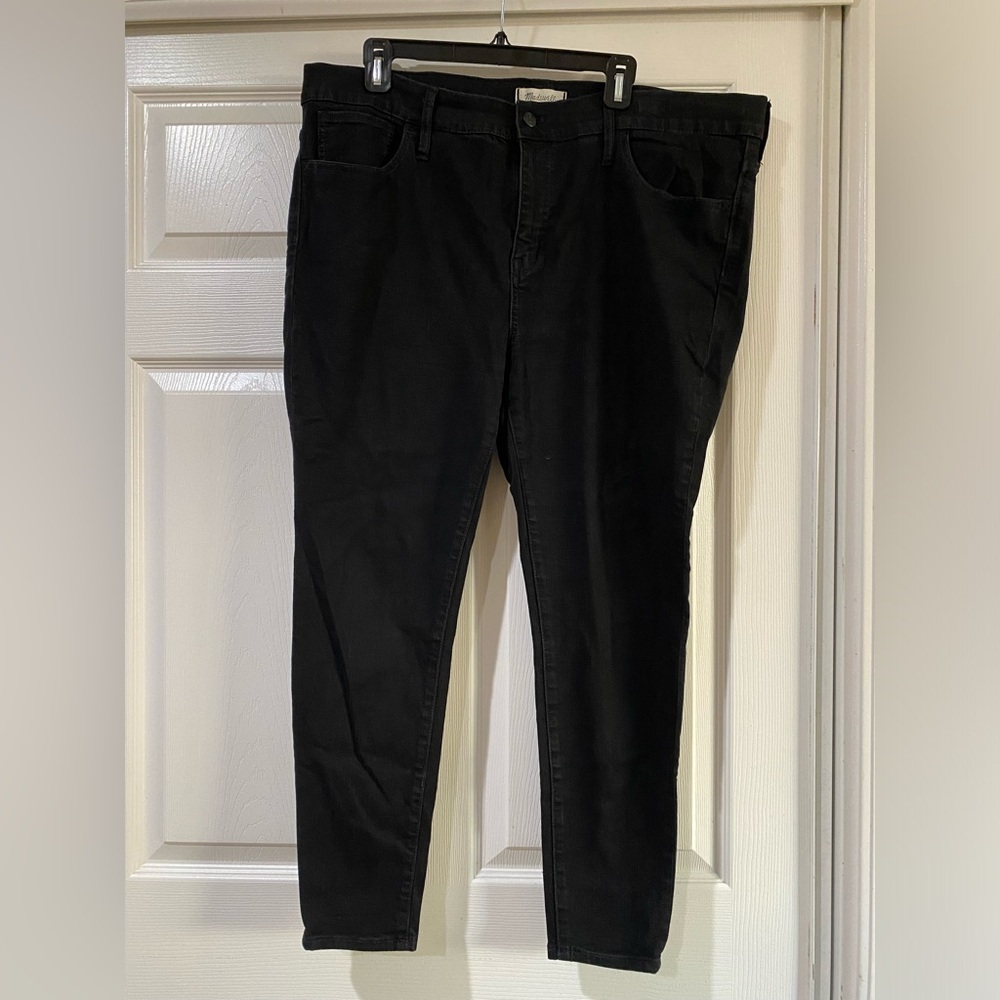 Madewell Black Roadtripper Jeans Size 35‎